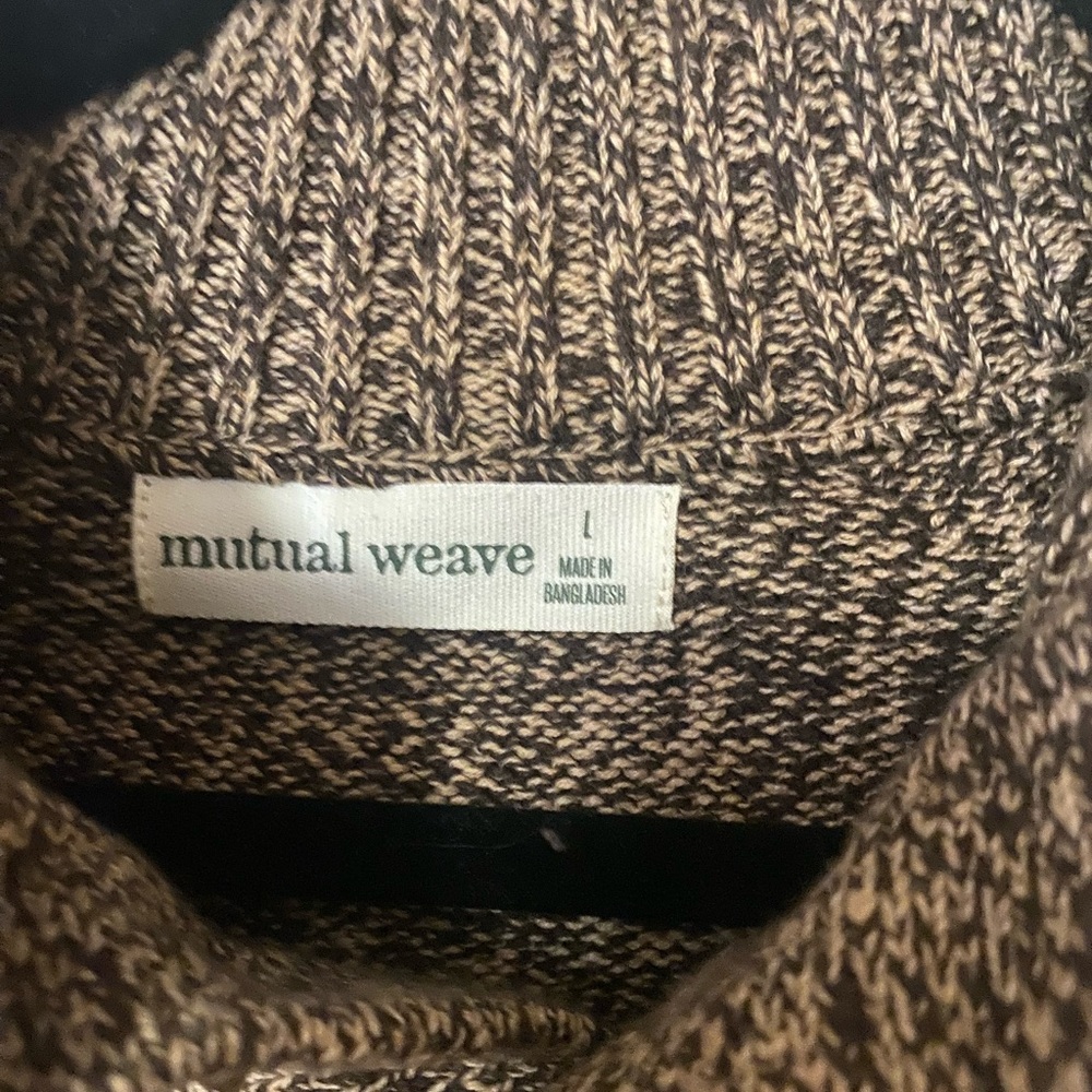 Men’s sweater